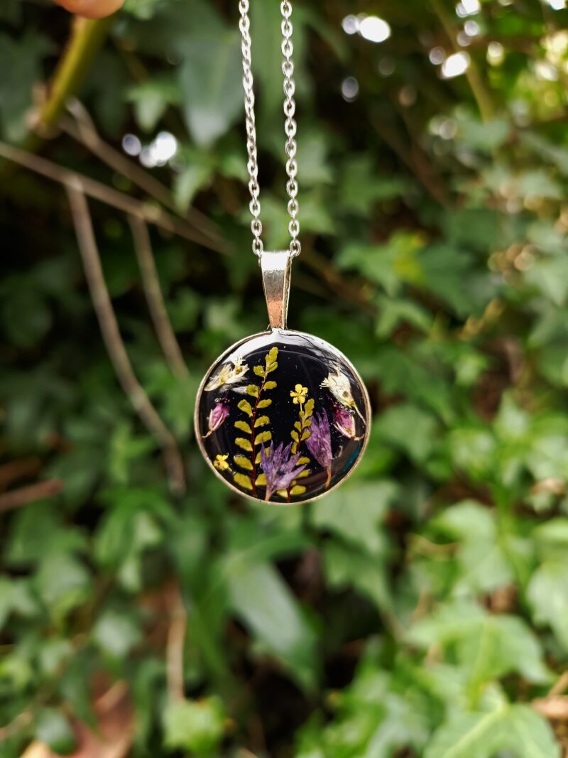 Collier composition florale
