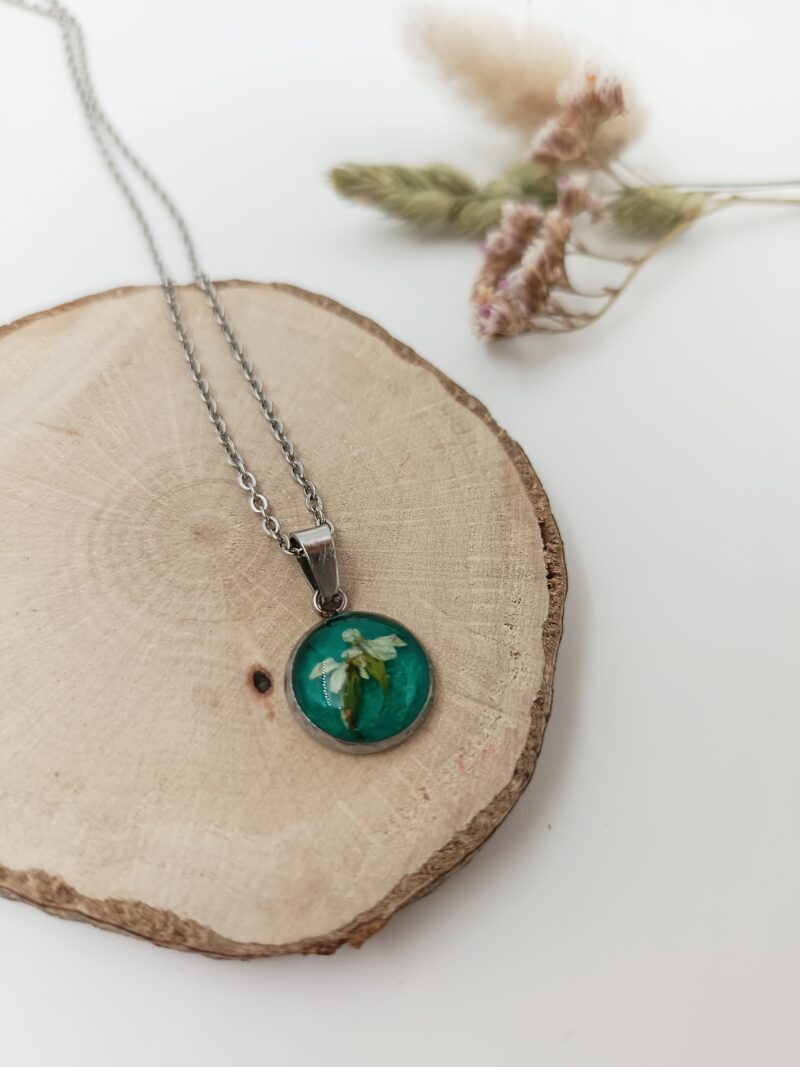 Collier fleur de Cerfeuil Sauvage