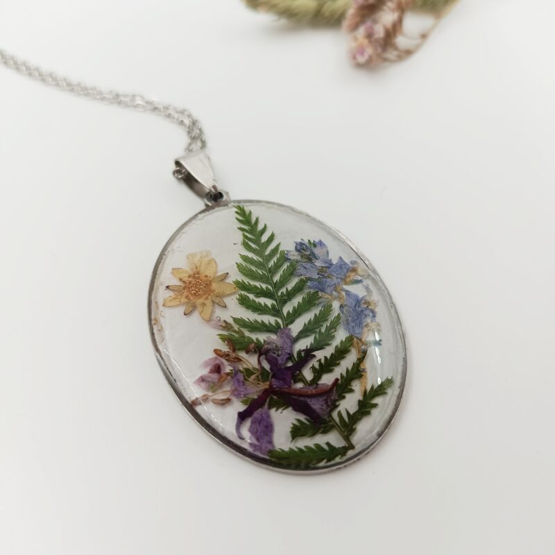 Collier composition florale